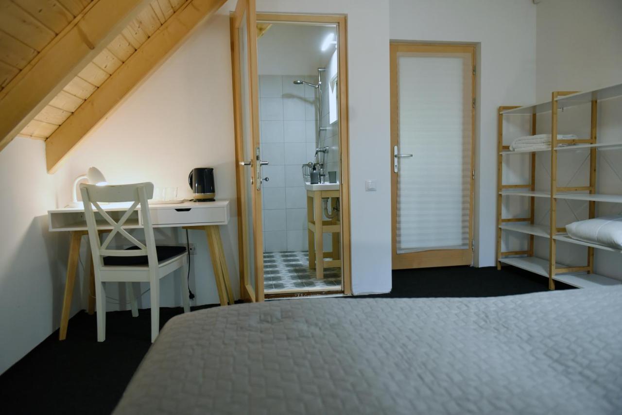 Aster Panzio Bed & Breakfast Cimpu Cetatii Luaran gambar